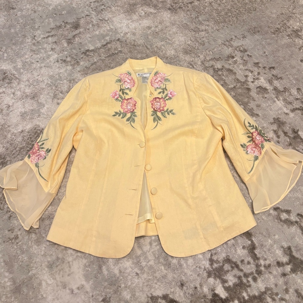 Vintage Butter Yellow Vintage Pink Floral Embroidered Ruffle Jacket 10
